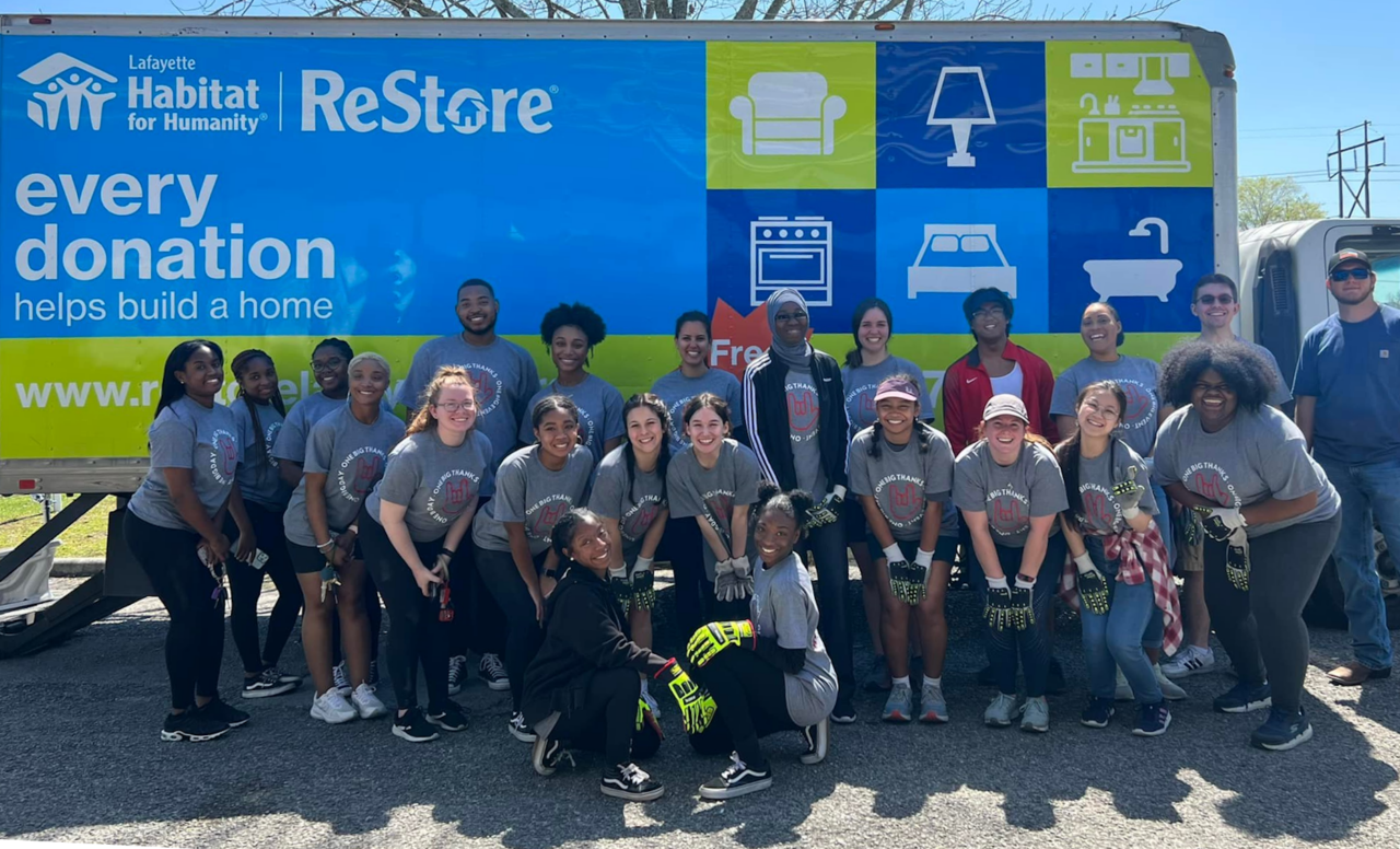 Volunteer Lafayette Habitat for Humanity